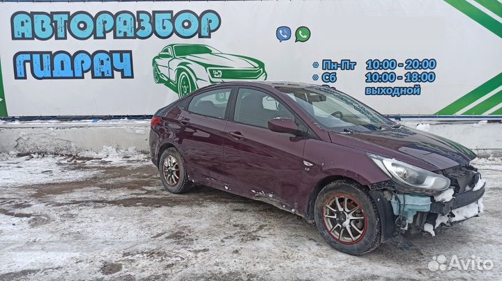 Трос лючка бензобака Hyundai Solaris 81590-1R000