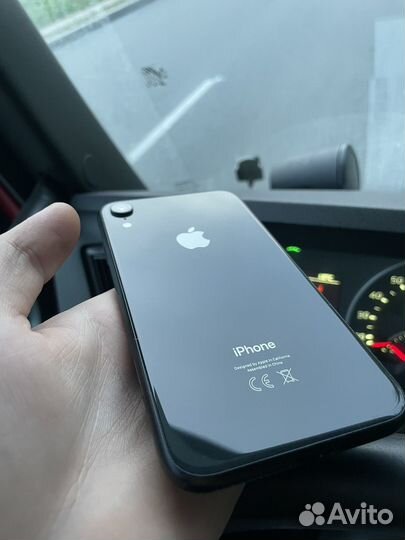 iPhone xr 64gb