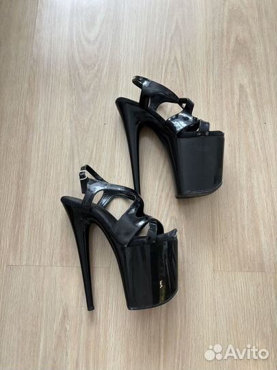 Босоножки женские 37 размер