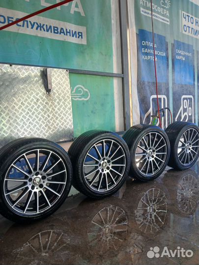 Bridgestone Winter Radial 704 235/45 R18