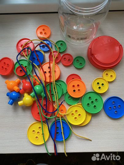 Шнуровка собери пуговицы