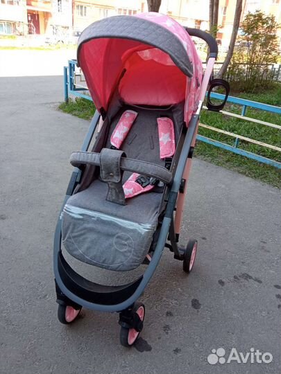 Прогулочная коляска