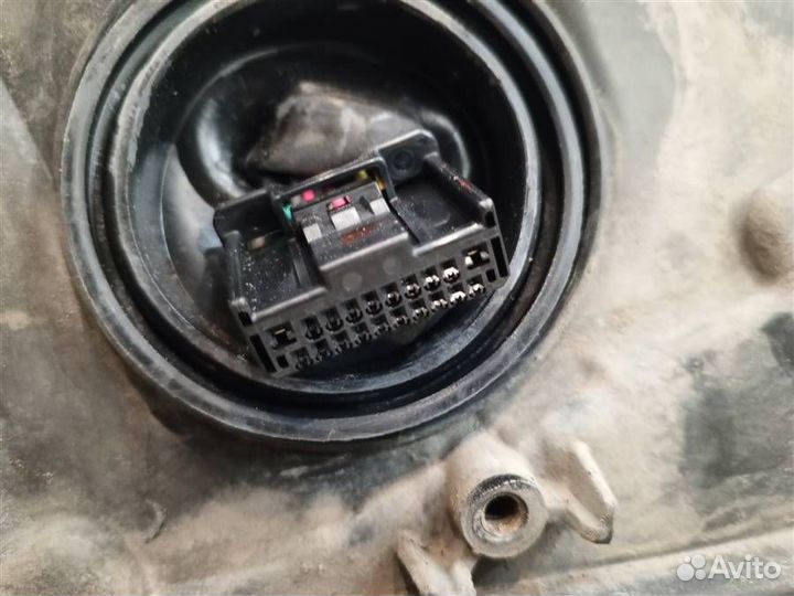 Фара левая Toyota Camry XV70 2017