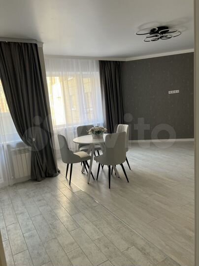 2-к. квартира, 70 м², 5/18 эт.