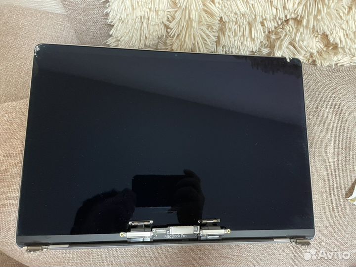 Apple MacBook Pro 16 2019 i7 a2141