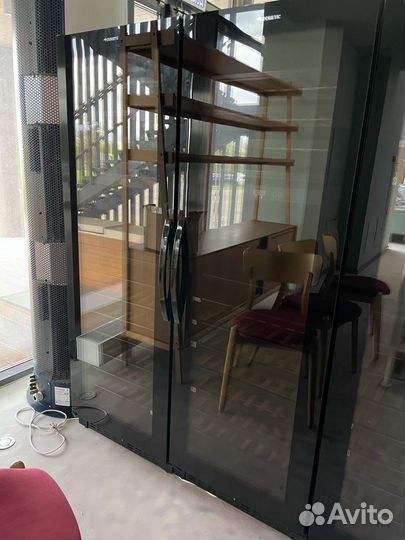 Винный холодильник шкаф Dometic S117FG