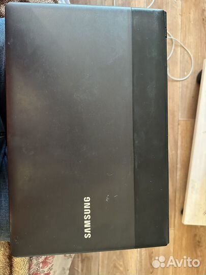 Ноутбук Samsung NP305E5A