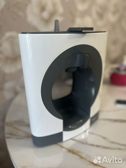 Кофеварка капсульная dolce gusto