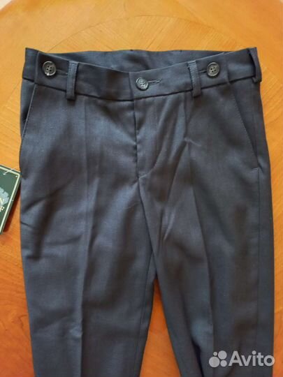 Школьный костюм для мальчика 122 серый