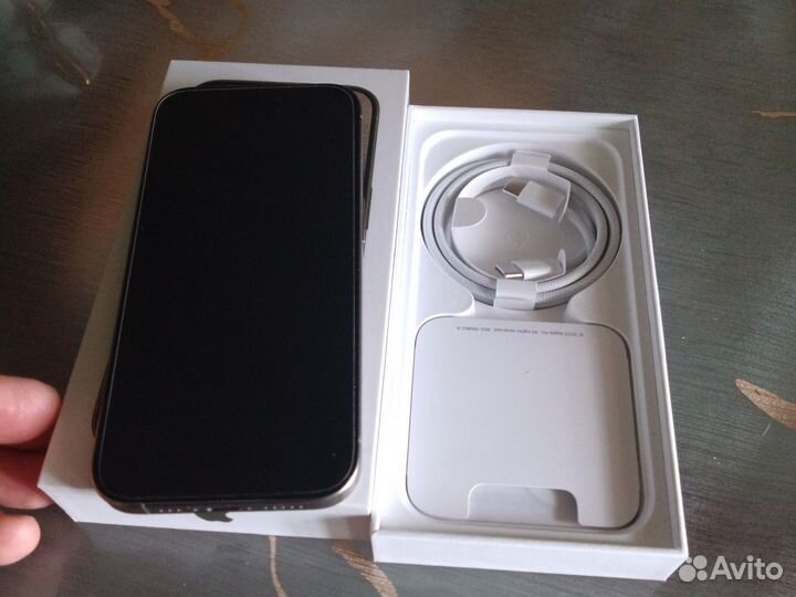 iPhone 15 Pro, 128 ГБ