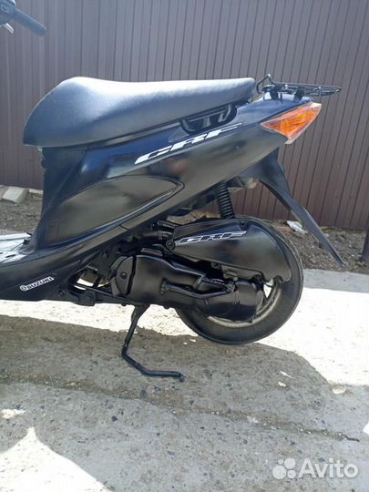 Продам скутер Suzuki AD 50