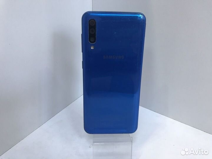 Samsung Galaxy A50, 4/64 ГБ