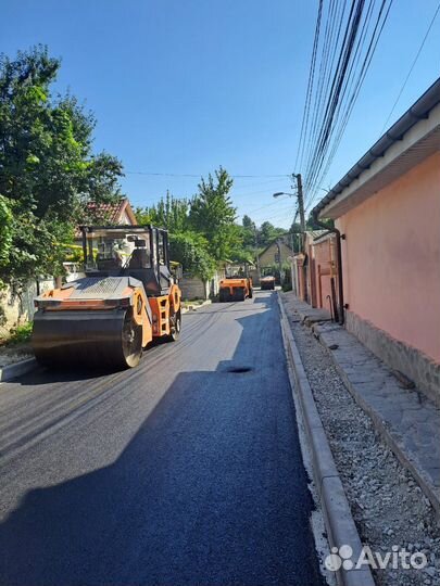 Укладка асфальта. асфальтная крошка