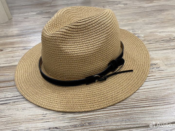 Шляпа плетеная пляжная