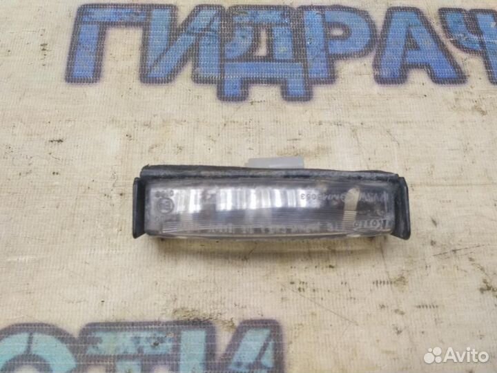 Фонарь подсветки номера Toyota Camry V40 812713029