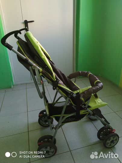 Продам детскую коляску трость