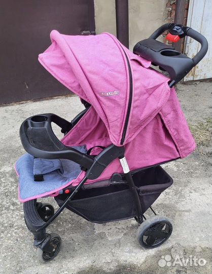 Прогулочная коляска Rich Family