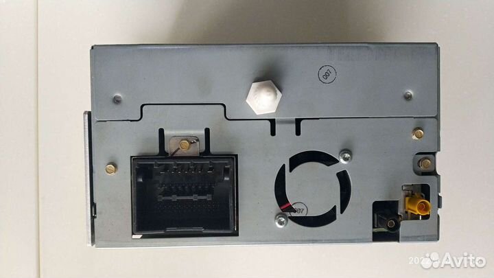 Cd проигрыватель cadillac CTS II