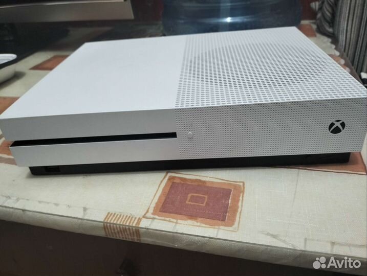 Xbox one s 1tb