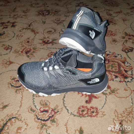 Кросовки трекинговые The North Face