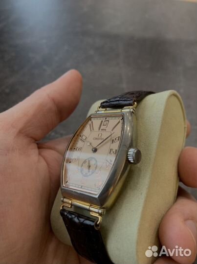 Часы Omega