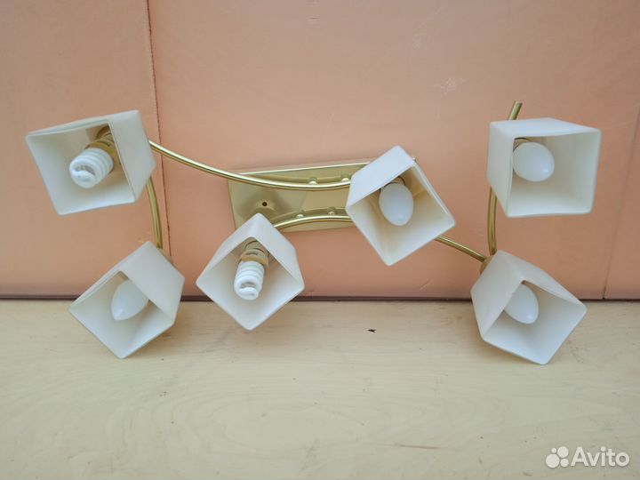 Светильник потолочный подвесной