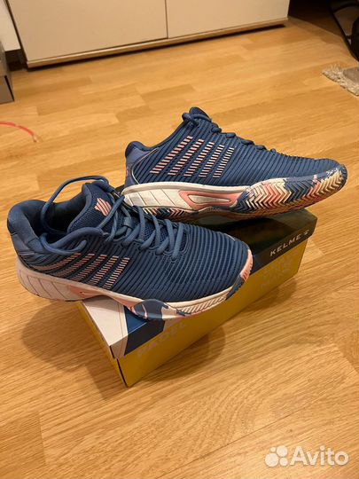 Грунтовые кроссовки K-Swiss 37 размер