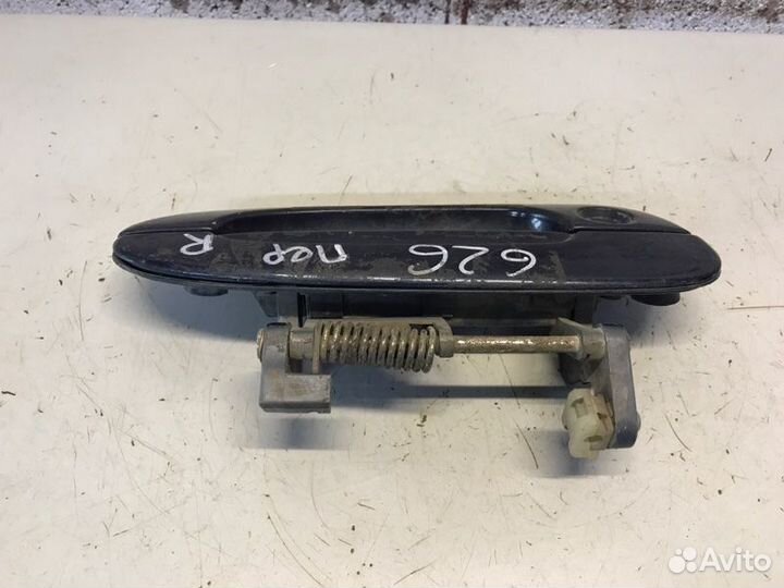 Ручка двери наружная передняя правая Mazda 626