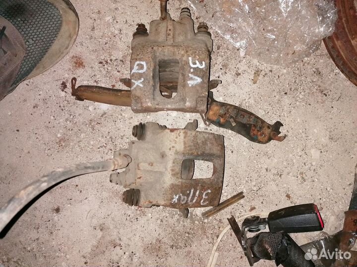 Суппорта Infiniti QX56 (JA60) 2004-2009