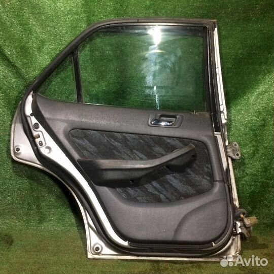 Дверь задняя левая Sedan Honda Accord CF3 Серебро