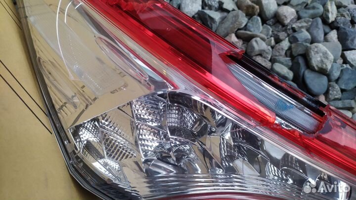 Задний левый фонарь toyota camry 70
