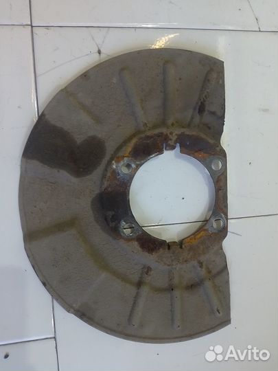 Кожух тормозного диска передний