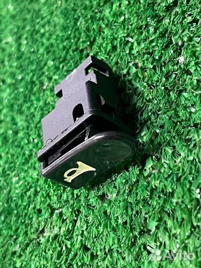 Кнопка сигнала Storm