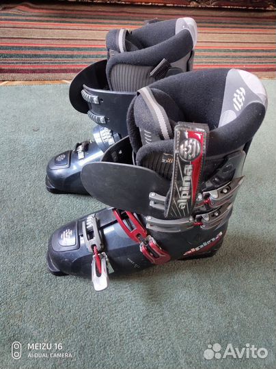 Ботинки горнолыжные