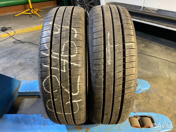 Goodyear EfficientGrip Performance 195/60 R18 96H