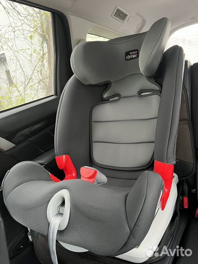 Автокресло Britax romer advansafix