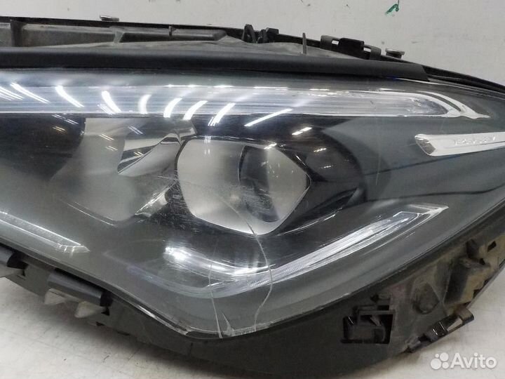 Фара левая Mercedes-Benz CLA-Class