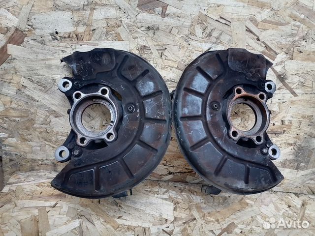 Кулак поворотный передний Octavia audi a3 tiguan