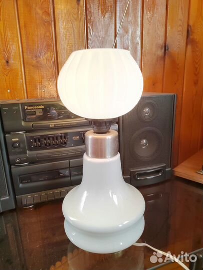 Светильник настольный