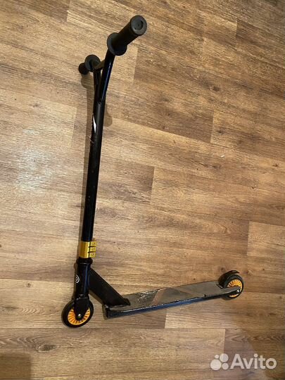 Самокат трюковой cosmo escape