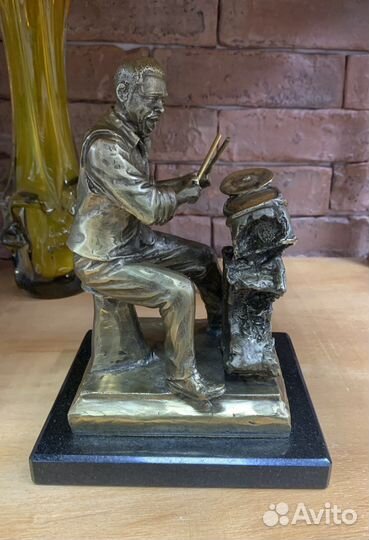 Красивая бронзовая статуэтка Барабанщик, джазмэн