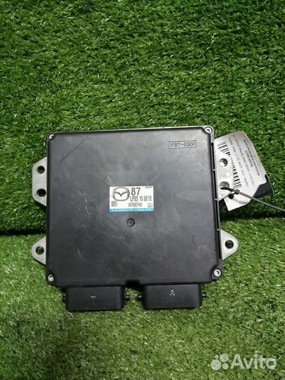 Блок управления двигателем LF-VE LFS5-18-881B Mazd