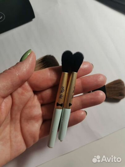 Кисти для макияжа натуральные