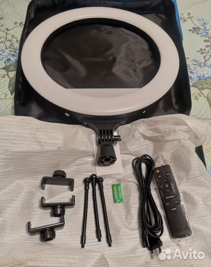 Кольцевая лампа 45см RL-18blue (с сумкой)