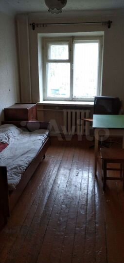 Комната 11 м² в 6-к., 4/5 эт.