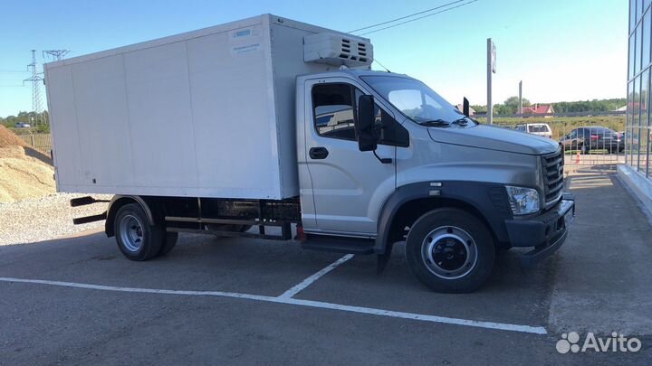 Реклама на фургон