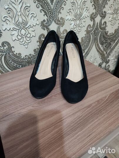 Туфли женские. Обувь