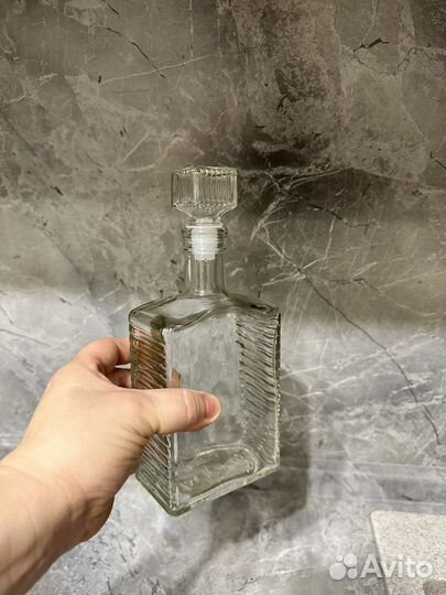 Бутылка стеклянная