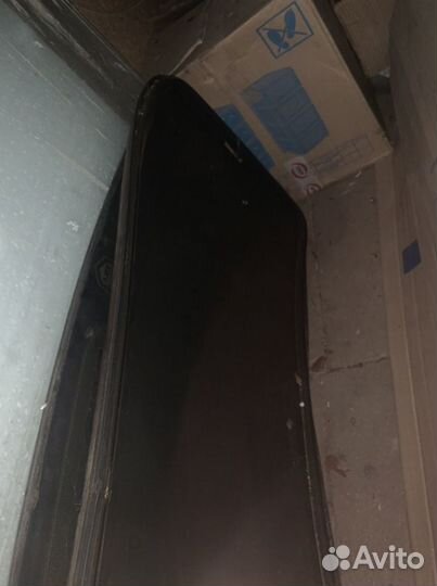 Заднее стекло газ 31029