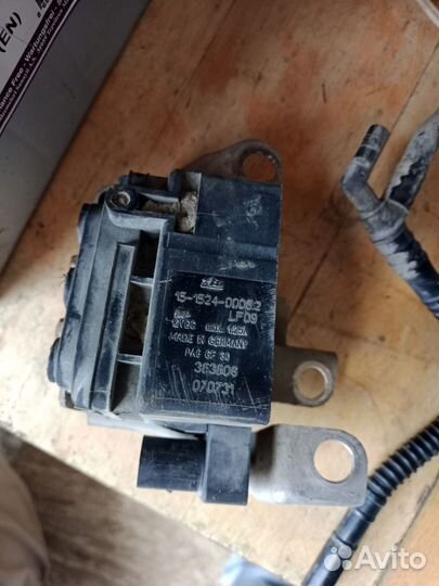 Блок клапанов Audi Q7 4L BAR